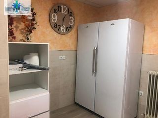 Location Appartement à Fátima. Se alquilan habitación para estudiantes con calefacción agua y w