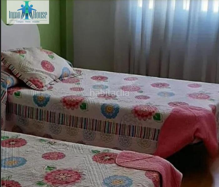 Foto 866a055d-a41c-4602-a816-5bc3f0922150. Casa adossada amb aparcament a Pozohondo