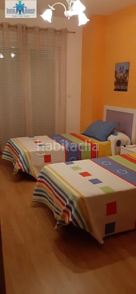Foto a1424e50-340a-4807-905d-ada1c3d8586e. Casa adossada amb aparcament a Pozohondo