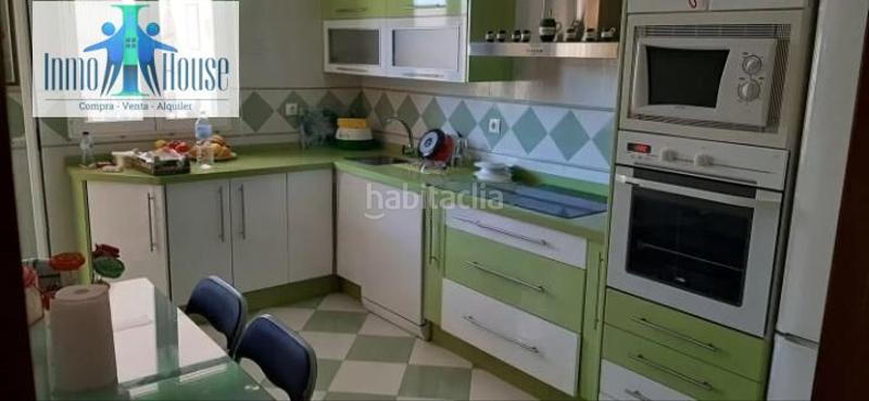 Foto d41a9726-3159-465e-8b02-00e2966e7485. Casa adossada amb aparcament a Pozohondo