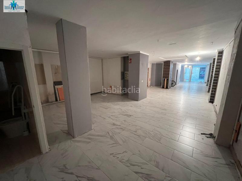 Foto 45bbeeef-e3e2-4484-8e3c-d480c9604f42. Lloguer local comercial a Centro Albacete