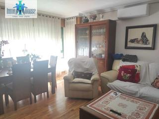 Pis a Centro. Piso en venta paseo simon abril
