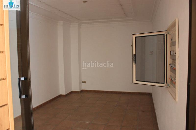 Foto 8d3a9231-65a9-496a-99ce-c5a673bcfe55. Location local commercial dans Industria Albacete