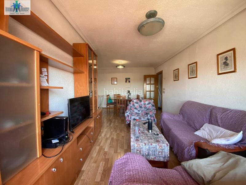 Foto b4035137-0550-433a-aaf8-689eb6212189. Piso  en venta centro en Carretas - Pajarita Albacete