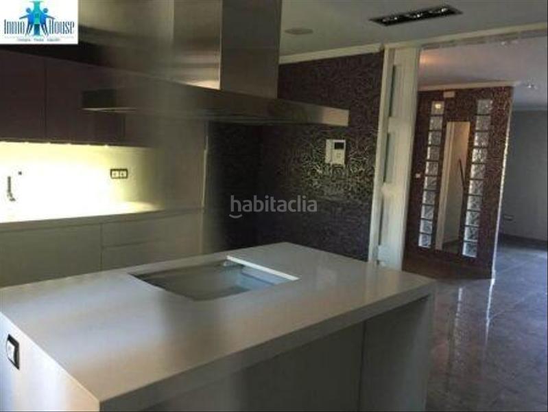 Foto 268a84d6-ec99-4c5d-a570-02ca95b78a85. Piso  en venta centro en Carretas - Pajarita Albacete