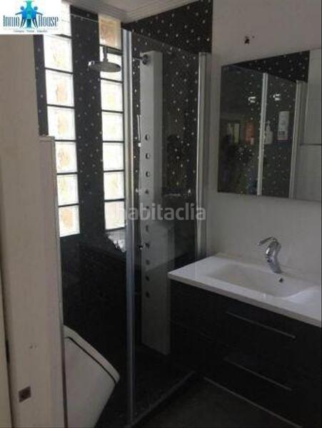 Foto 8edaed58-ee8a-4fd5-9966-8c866f28e2e2. Piso  en venta centro en Carretas - Pajarita Albacete