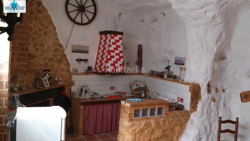 Foto 7198d899-8b98-47c3-8f28-d61651ee8fb3. Masia a Alcalá del Júcar