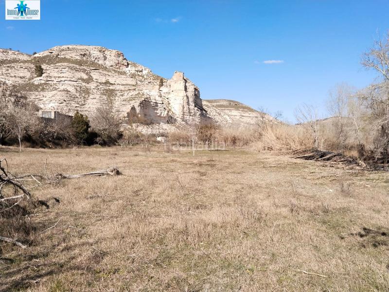 Foto a63d2bd4-6f66-451e-a7be-0bef3c1eeddb. Masia a Alcalá del Júcar