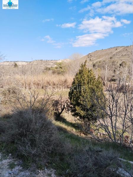 Foto fd3de2b7-1fa7-4d6b-9c5f-8c48fa189b12. Masia a Alcalá del Júcar