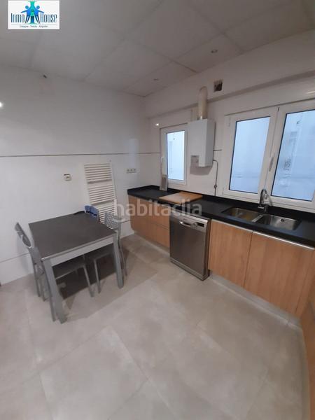 Foto d253a76e-d15f-4e5a-a3e4-11a7495dbd6a. Piso se vende piso , zona Centro en Centro Albacete