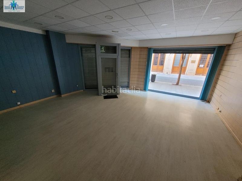Foto c46de178-1939-4ef5-805a-bdaf463873e6. Alquiler local comercial se alquila local comercial centrico en Albacete