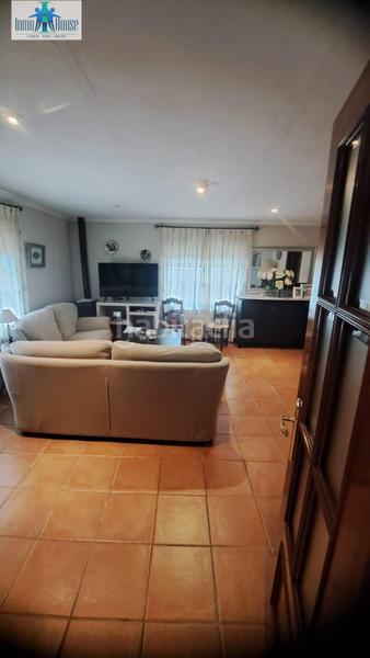 Foto d2f1cd9b-4b75-4564-a281-11345725de47. Chalet inmohouse vende chalet en Vianos
