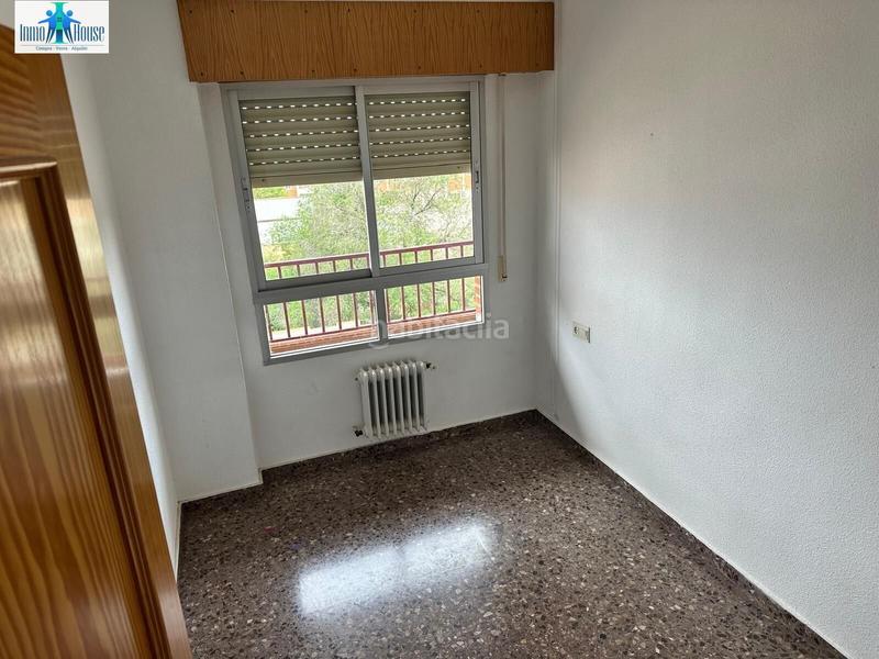 Foto 7327e75d-2d9c-417e-9222-c8073549ddb8. Piso inmohouse vende piso cedes en San Pedro Albacete