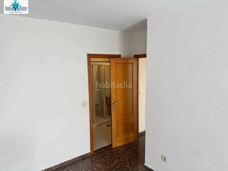 Foto ceab00a2-7ab4-4e14-8268-bead6fbce935. Piso inmohouse vende piso cedes en San Pedro Albacete