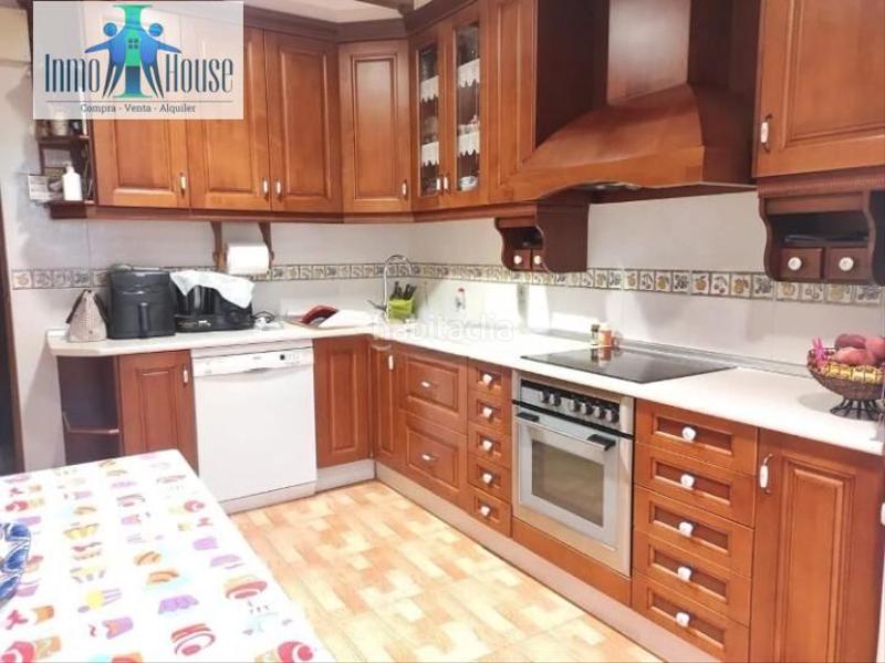 Foto 73a79918-ea2a-46a4-bde2-2e7a6f927a0f. Casa adossada amb calefacció aparcament a Santa Teresa - Vereda Albacete