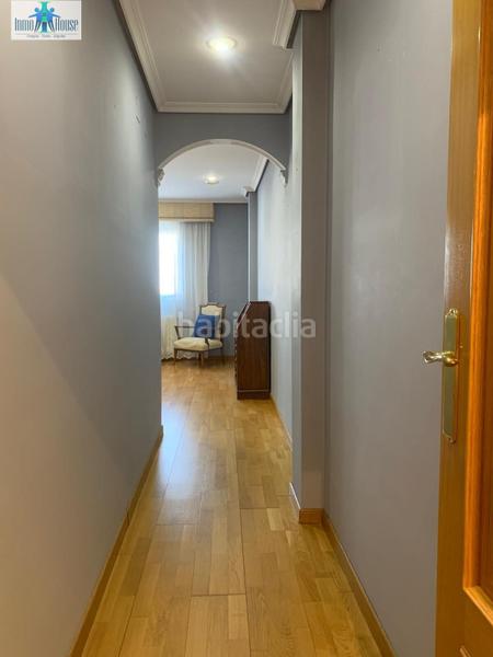 Foto a78455c8-0699-4492-b197-fb2ba25ae569. Ático espectacular ático en el corazón ref s186 en Albacete
