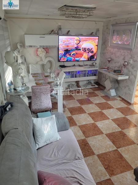Foto 4e5e73c5-63b3-48fc-aa56-642f06663e55. Apartamento se vende piso zona hospital en Hermanos Falcó Albacete