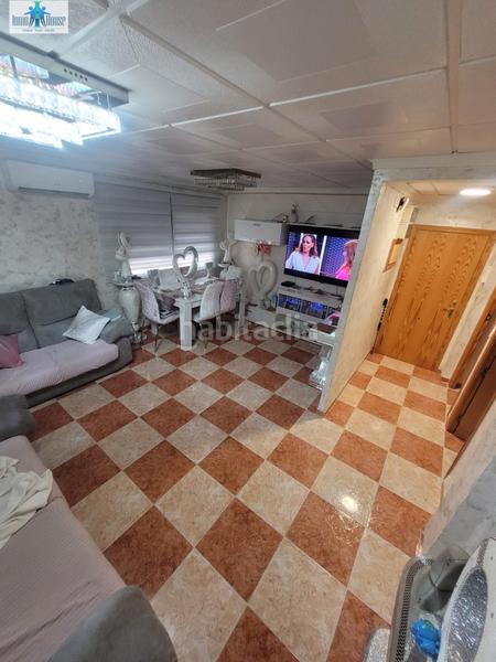 Foto ec67ebdc-3613-4d22-ba69-b7abe7f4f33b. Apartamento se vende piso zona hospital en Hermanos Falcó Albacete