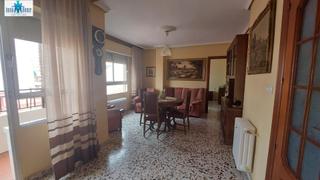 Pis a Ensanche - Franciscanos. Vivienda bien cuidada y con mucha luz