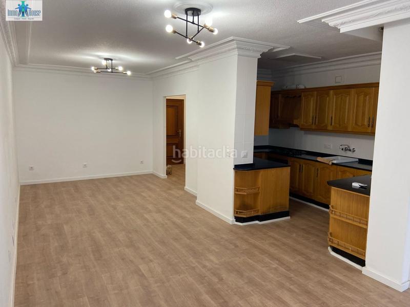 Foto 570c5384-6b03-4e83-b08d-b6883a4bed58. Location appartement avec chauffage dans Carretas - Pajarita Albacete