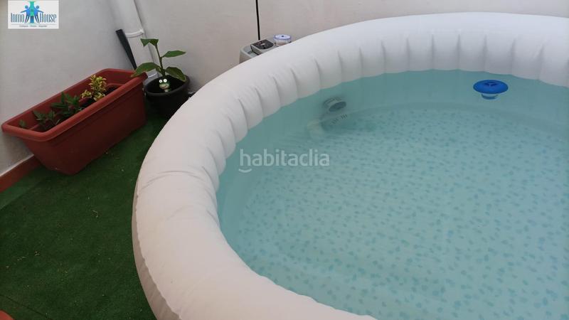 Foto 09c9bc1d-12e6-4fbe-b3f7-df0c989624f9. Casa adossada amb calefacció aparcament piscina a Pozohondo