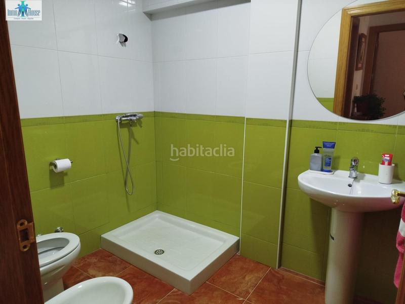 Foto 26fa725b-420f-4774-b642-c39542f26b14. Casa adossada amb calefacció aparcament piscina a Pozohondo