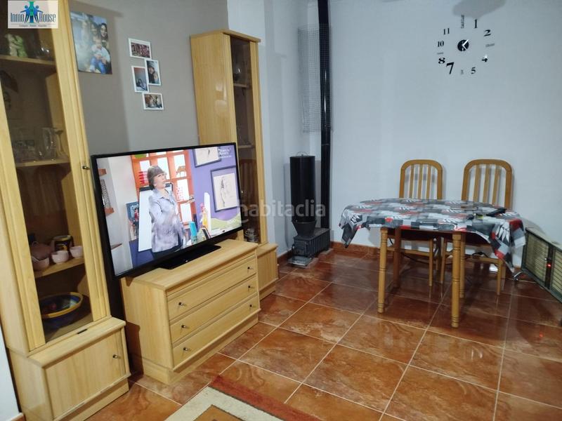 Foto a4fb8faf-7184-47ab-86c5-c368c1a23bcc. Casa adossada amb calefacció aparcament piscina a Pozohondo