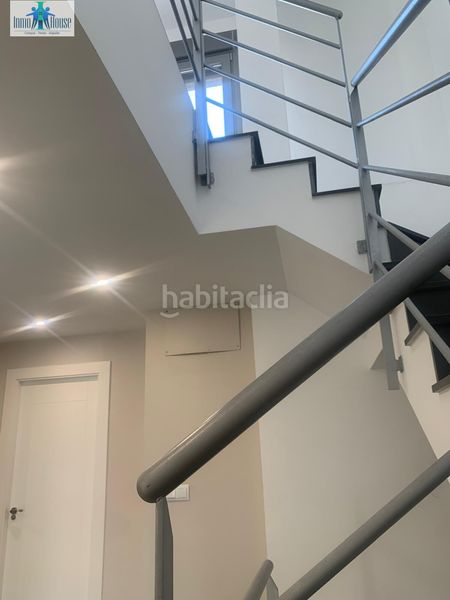 Foto fffbf910-ccc5-49e4-a7b3-6ceb4155354d. Casa adossada amb aparcament a Imaginalia - Llanos del Águila Albacete