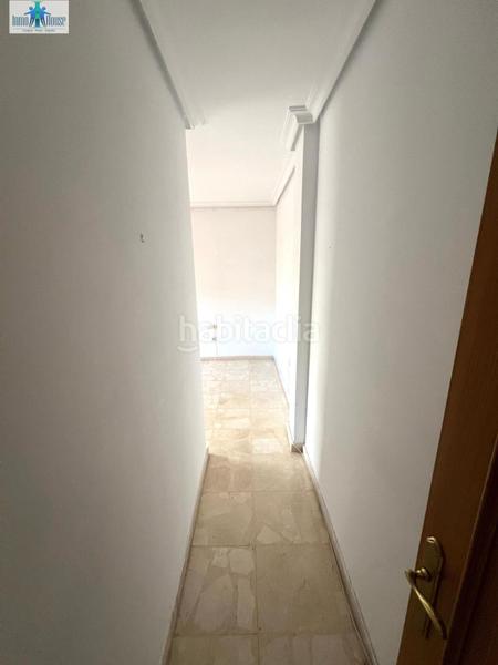 Foto b6d4b329-ba22-4d54-bafb-a66b0393e828. Appartamento con riscaldamento parcheggio in Industria Albacete