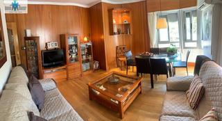 Appartement à Estación. Inmohouse vende piso en parque lineal de 4 habitaciones