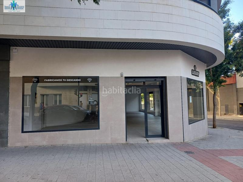 Foto 0f7fbd77-a1d2-45fe-b116-c3e04cca44ad. Alquiler local comercial ref o157 inmohouse alquila local en calle alcalde coangla en Albacete
