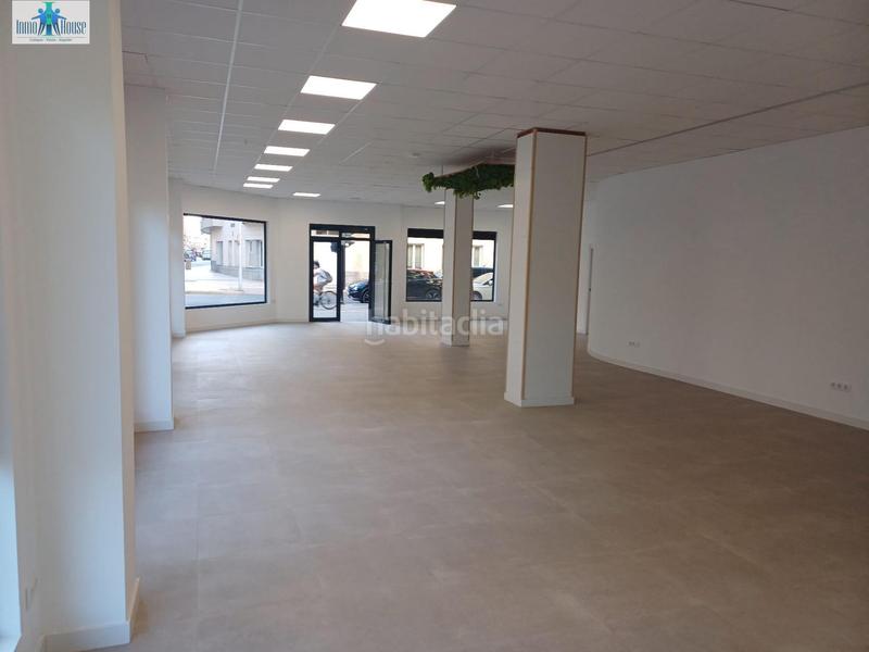 Foto 1b7d6b5a-10e1-4dce-b4f6-d83ef830bd85. Alquiler local comercial ref o157 inmohouse alquila local en calle alcalde coangla en Albacete