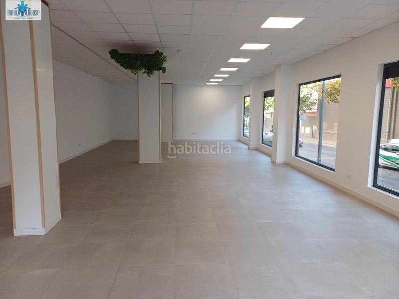 Foto bee12604-12c0-464f-a1d2-1b563a82ad7d. Alquiler local comercial ref o157 inmohouse alquila local en calle alcalde coangla en Albacete