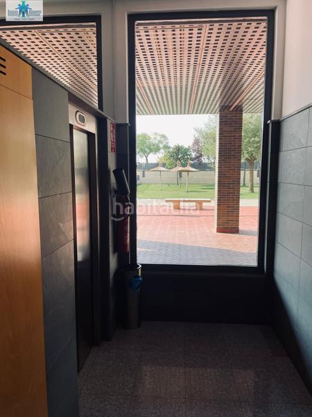 Foto f6f0b1d1-f5e5-4891-8444-4b72b365e083. Pis amb calefacció aparcament piscina a Facultad de Medicina Albacete