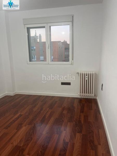 Foto c3db5c04-355e-4fc9-b09f-56d65b92236e. Rent flat with heating parking in Parque Sur Albacete