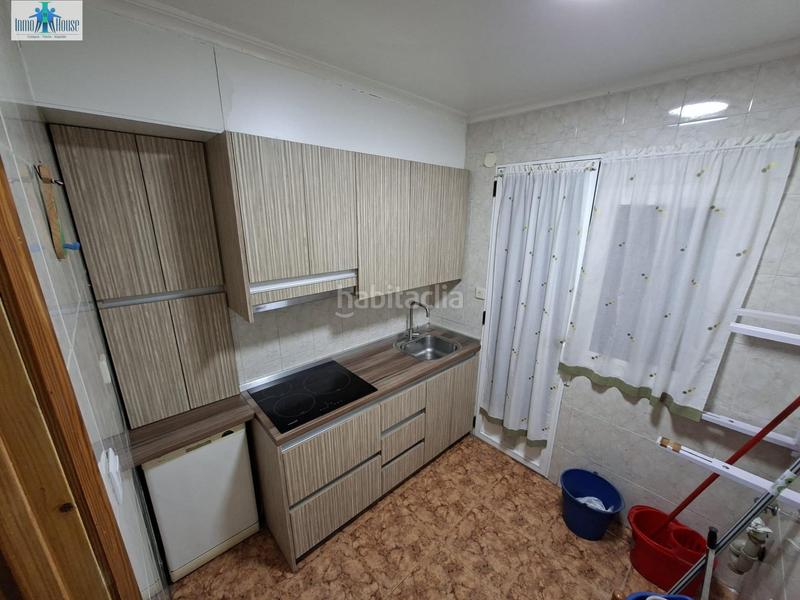 Foto 3f70b9c7-da25-459a-ab41-c42f77845163. Etagenwohnung mit heizung in Feria Albacete