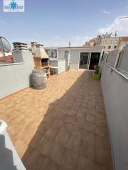 tic en Industria. Se vende atico duplex zona industria  seminuevo