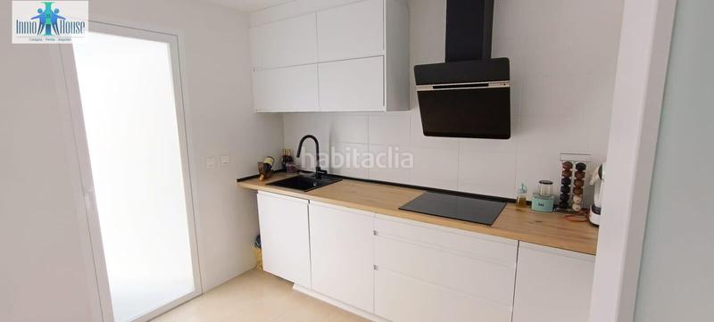 Foto aa1822d5-72d2-43a4-b36f-47698b4bc478. Etagenwohnung mit parking pool in Facultad de Medicina Albacete