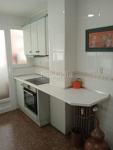 Foto f33abeff-8c16-42e4-aabc-f2aaef63abcb. Flat with heating parking in Estación Albacete