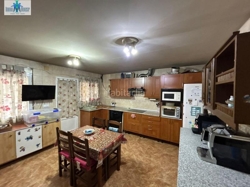 Foto 5832e331-4128-45e7-8562-1fb4bf6944a3. Maison jumelée avec chauffage parking dans Iniesta