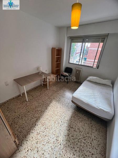 Foto 0bd2ef53-b9ed-43db-8ffe-44c32e0f4cdd. Flat with heating parking in Parque Sur Albacete