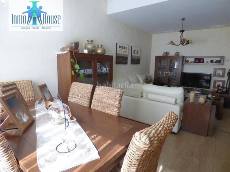 Foto 204a804d-a46c-4f2b-8c96-02ef159cd230. Casa adossada amb calefacció aparcament a Imaginalia - Llanos del Águila Albacete