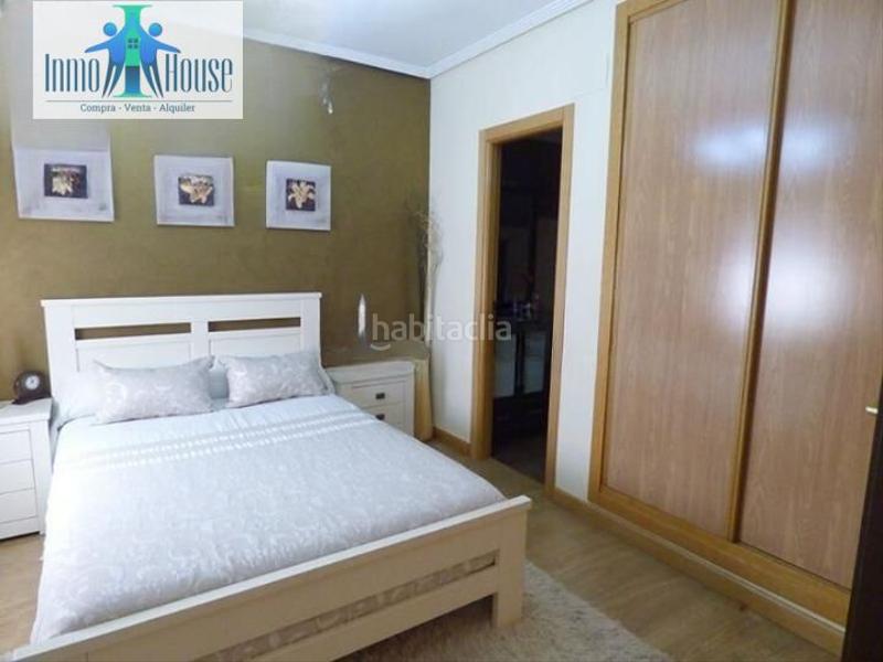 Foto 5351daeb-d34b-4208-adea-46d7226fa0ad. Casa adossada amb calefacció aparcament a Imaginalia - Llanos del Águila Albacete