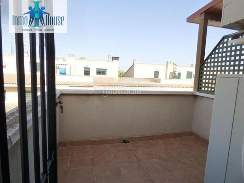 Foto 99e6e382-d048-4342-8ea5-1e7a01625900. Casa adossada amb calefacció aparcament a Imaginalia - Llanos del Águila Albacete