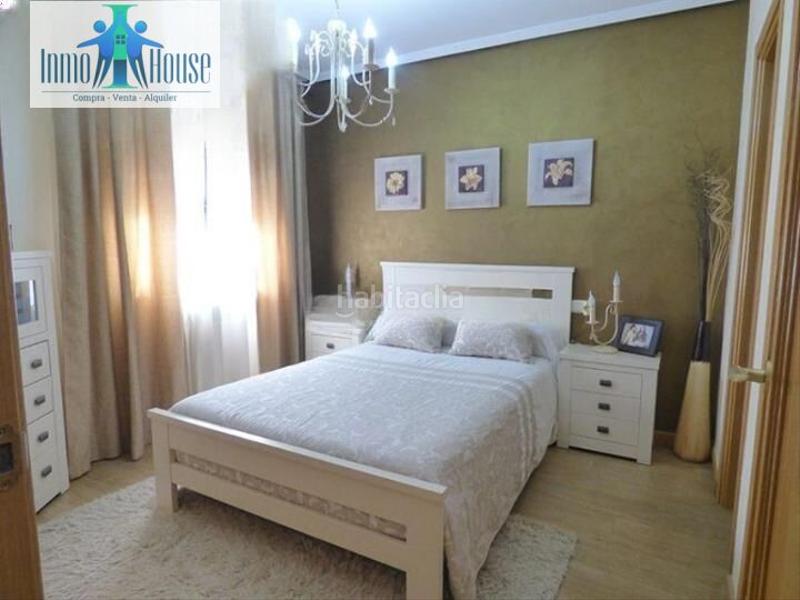 Foto b802d6d8-4b23-448f-95c4-e6b6ba70f1b0. Casa adossada amb calefacció aparcament a Imaginalia - Llanos del Águila Albacete