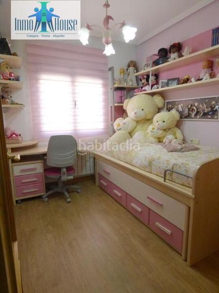 Foto cc38c559-4971-4460-bda1-d008f3d9ba62. Casa adossada amb calefacció aparcament a Imaginalia - Llanos del Águila Albacete