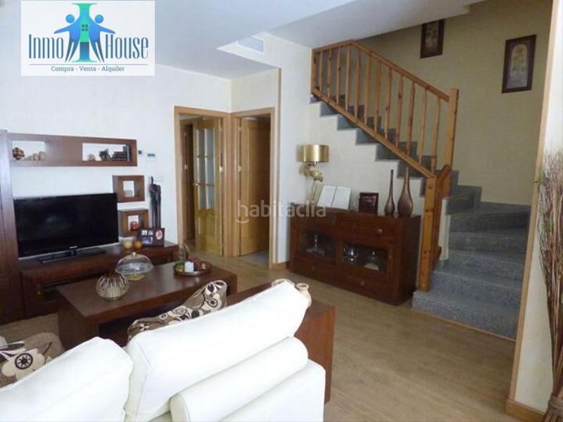 Foto f9efb3a0-7d75-4bb5-82bc-7e8b078b3638. Casa adossada amb calefacció aparcament a Imaginalia - Llanos del Águila Albacete