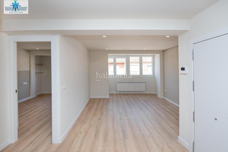 Foto 98f748cc-e27a-4f4e-a567-51696e8bc8a0. Etagenwohnung mit heizung in Ensanche - Franciscanos Albacete