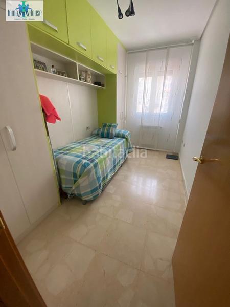 Foto 0f81cea7-f7fc-450a-b3bd-ba6839b0b944. Àtic amb calefacció aparcament a Industria Albacete