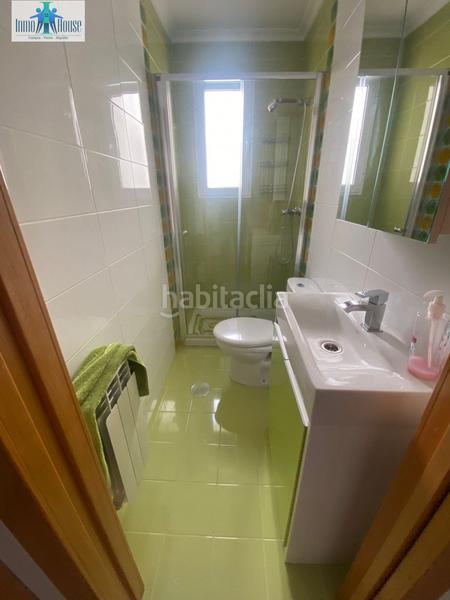 Foto a1cc4a3a-c43f-422b-8c65-cd4d9a84ae9c. Àtic amb calefacció aparcament a Industria Albacete